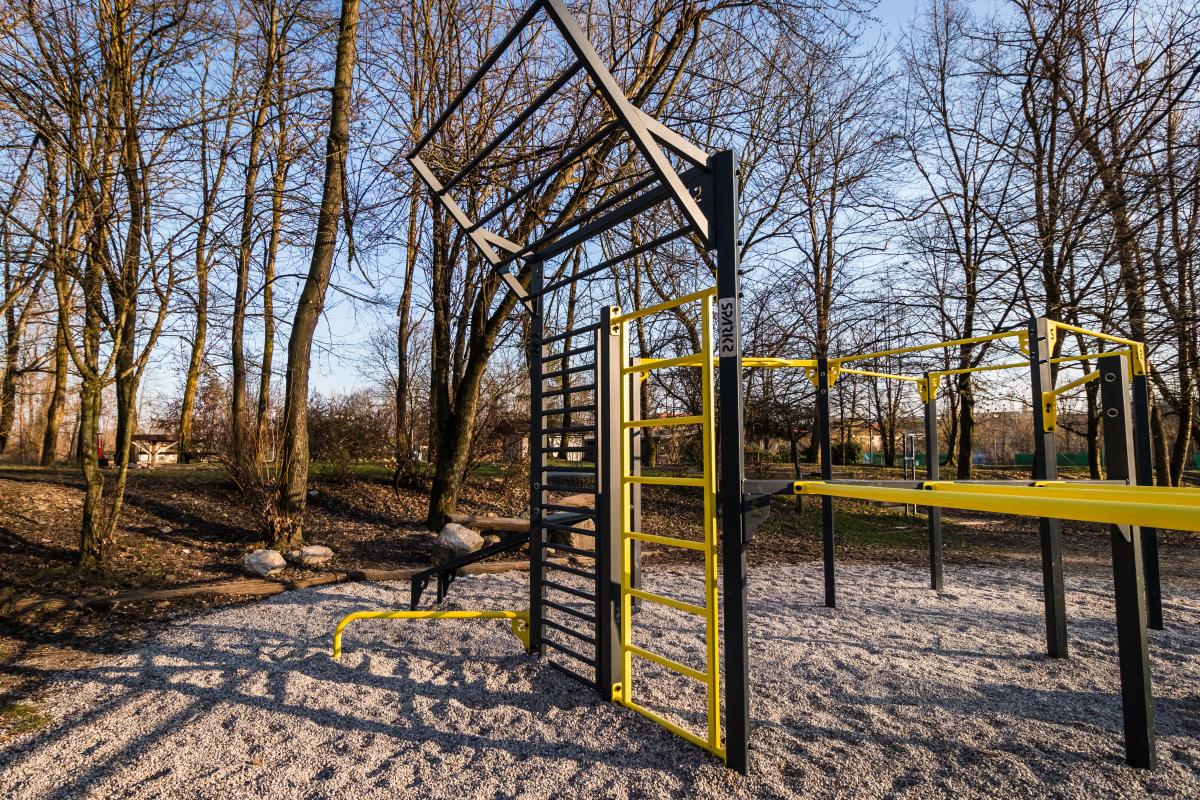 Streetworkout orodja na Škrjančevem